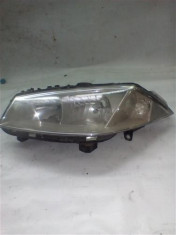 Far stg Renault Megane 2 An 2003-2005 cod 8200476428 foto