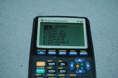 Calculator Stiintific Texas Instruments TI-83 foto