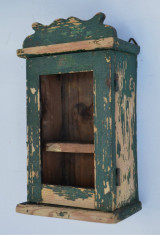 Cutie veche de perete pentru ceas, din lemn, prima jumatate a sec. XX foto