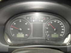 Ceasuri bord VW Polo 1,4TDI an 2007 foto