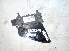 Senzor de impact Nissan Navara2 An 1997-2005 cod 0285008002 foto