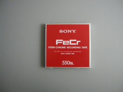 SONY FERRI-CHROME Fe-cR-7- 550 BL, 550 m, Plastic 18 cm, cu banda, RARA foto