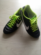 Ghete fotbal Nike foto