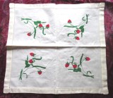Fata de Masa Galbena Panza In Broderie Manuala Capsuni 74x68cm Vintage