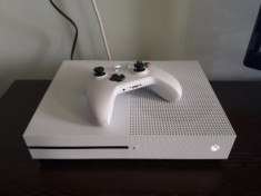 Xbox one S + GTA 5 foto