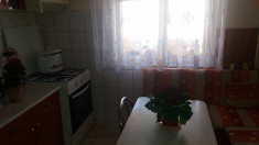 Ofer spre vanzare,apartament zona Alfa,2 camere,etaj 3. foto