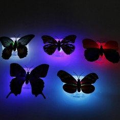 Fluturi 3D Decorativi cu LED (1 Buc./Cutie) foto