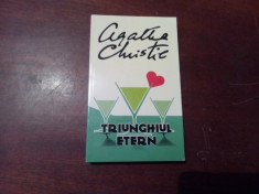 AGATHA CHRISTIE - TRIUNGHIL ETERN foto