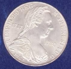 (2) MONEDA DIN ARGINT AUSTRIA - 25 SCHILLING 1967, MARIA THERESIA, 13 GR. foto