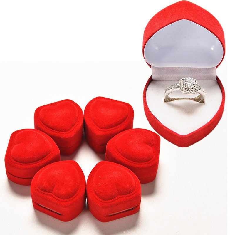 Cutie pentru inel logodna, casatorie, in forma de inima, cadou inedit,  deosebit | Okazii.ro
