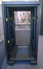 Cabinet Rack Server IBM 9306 , 22U , Usa fata sticla foto