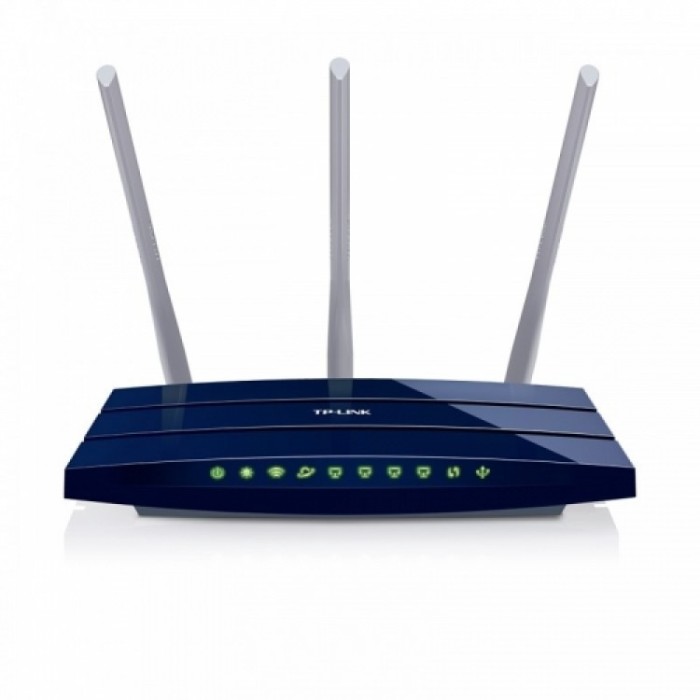 Router wireless TP-Link Gigabit 450 Mbps TL-WR1043ND foto mare Router wireless TP-Link Gigabit 450 Mbps TL-WR1043ND foto mare