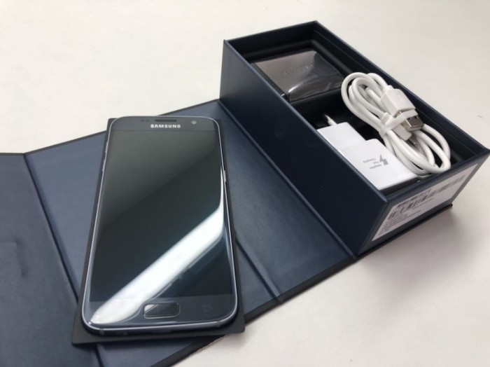 Samsung Galaxy S7 Black G930F FACTURA+GARANTIE Impecabil Fullbox Necodat foto mare Samsung Galaxy S7 Black G930F FACTURA+GARANTIE Impecabil Fullbox Necodat foto mare