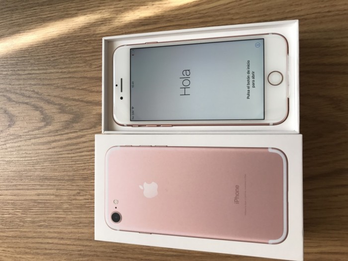 Iphone 7 256gb rose gold neverlocked NOU GARANTIE 06/2018 foto mare Iphone 7 256gb rose gold neverlocked NOU GARANTIE 06/2018 foto mare