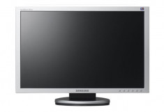 Monitor LCD 20 inch Samsung 205BW PIVOT wide 1680x1050 foto