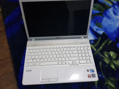 Sony vaio i3 foto