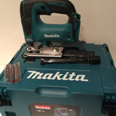 Ferastrau Vertical Makita DJ182