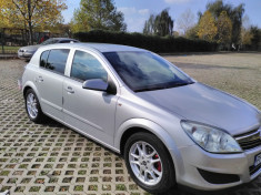 Opel astra h foto