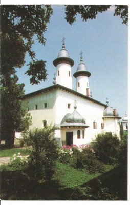 (A) carte postala-NEAMT-Manastirea Varatic Biserica Adormirea Maicii Domnului foto