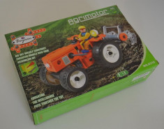 SET CONSTRUCTIE TIP LEGO - TRACTOR foto