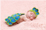 Costum bebelusi crosetat model paun/pui sedinte foto,botez