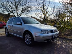 Vand VW GOlf 4 1.6 2 Usi foto