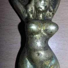 Desfacator dopuri sticle,deschizator vechi bronz nud Original vintage,Tp.Gratuit
