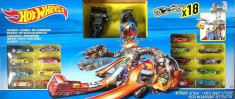 Jucarie baieti Hot Wheels nitrobot attack + 18 masinute foto