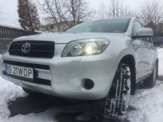 Toyota Rav 4 foto