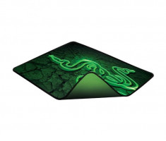 Mousepad Razer, Goliathus Medium Control Fissure Surface, Heavily textured weave for precise mouse control, foto