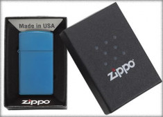 Bricheta Zippo Colectie Slim Blue Polish foto