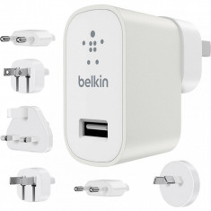 Belkin Universal Travel Kit, F8M967BTWHT, for ALL countries that works with any device, 6 foto