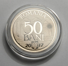 50 bani 2017 Aderarea UE - are din batere o pata la ora 3 foto