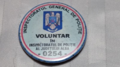 INSIGNA POLITIE - VOLUNTAR IN INSPECTORATUL DE POLITIE foto