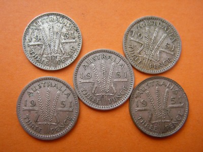 THREE PENCE, 3 PENCE 1951 ARGINT (pret pe buc.) foto