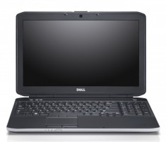 Dell Latitude E5530 15.6 inch LED backlit Intel Core i5-3230M 2.60 GHz 4 GB DDR 3 SODIMM 320 GB HDD DVD-RW Webcam Windows 10 Pro foto