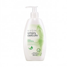 Gel intim Simply Delicate Odour Neutralising, Avon foto