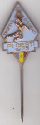 Insigna Trofeul Carpati Ploiesti 1972 foto