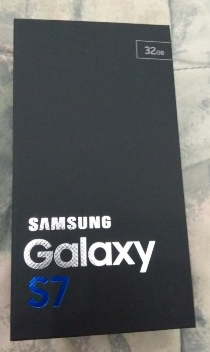 Samsung Galaxy S7 G930F 32GB Negru NOU SIGILAT Garantie 2 ani foto mare Samsung Galaxy S7 G930F 32GB Negru NOU SIGILAT Garantie 2 ani foto mare