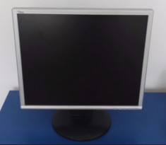 Monitor 19 inch LCD Fujitsu Siemens, boxe incorporate foto