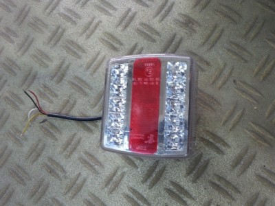 stop remorca led smd cu 4 functi cu sticla CLARA foto