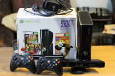 Xbox 360+Kinect Modat 2 Controllere cu 100+jocuri foto