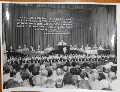 Fotografie originala de la o adunare comunista , cu Mia Groza in prezidiu foto