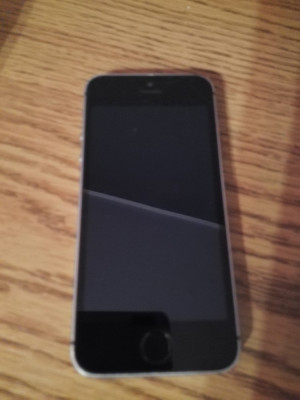 iPhone 5s 16gb negru impecabil + bonus folie sticla fata si spate / oferta foto