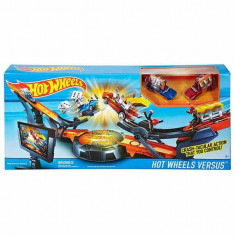 Jucarie Pista Hot Wheels Super Defi Confruntarea masinilor DHY25 Mattel foto