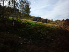 Vand teren - fanat la munte in Valea Plaiului Rasinari , SIBIU foto