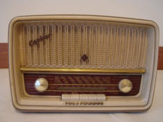 Radio TELEFUNKEN CAPRICE 1051(defect) foto