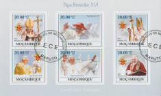 Mozambic 2009 - papa Benedict, bloc stampilat foto