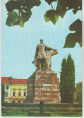 Targu Secuiesc 1984 - statuia Gabor Aron foto