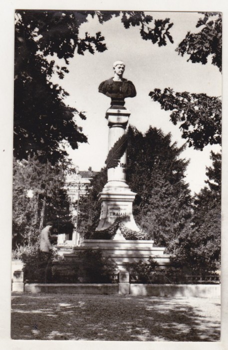 bnk cp Turnu Severin - Statuia lui Traian - necirculata